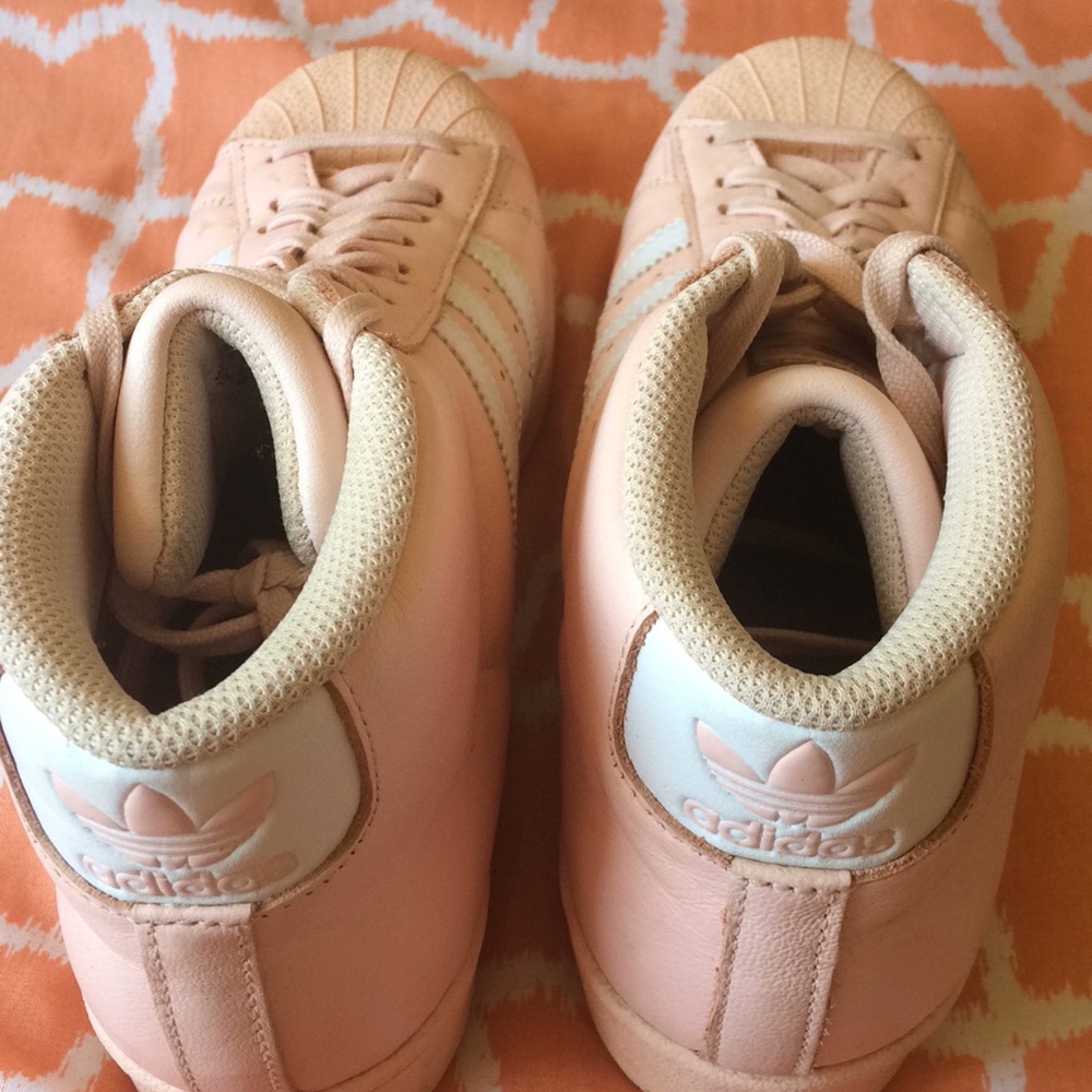 Adidas - Picture 2 of 3